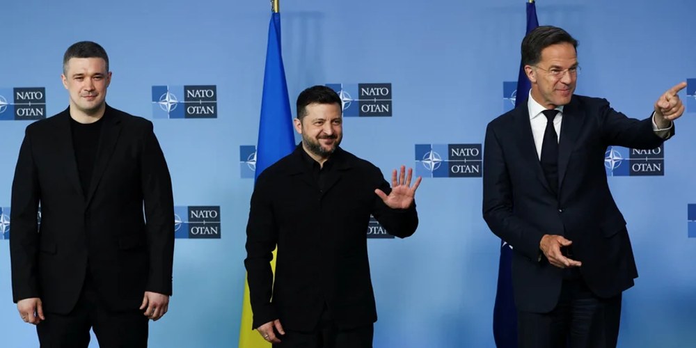 Михайло Федоров, Володимир Зеленський та Марк Рютте на зустрічі у форматі Рамштайн у Брюсселі 18 червня 2026 року